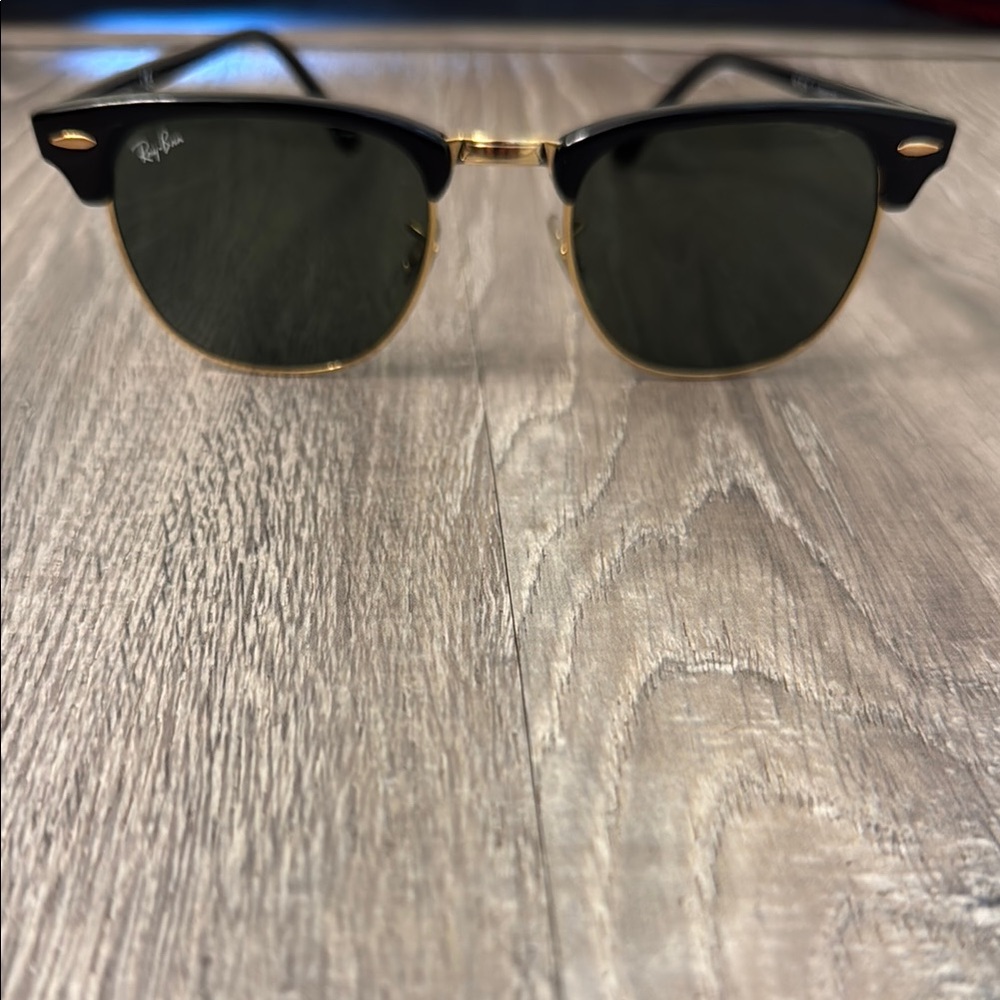 Ray-Ban Classic Black and Gold Sunglasses